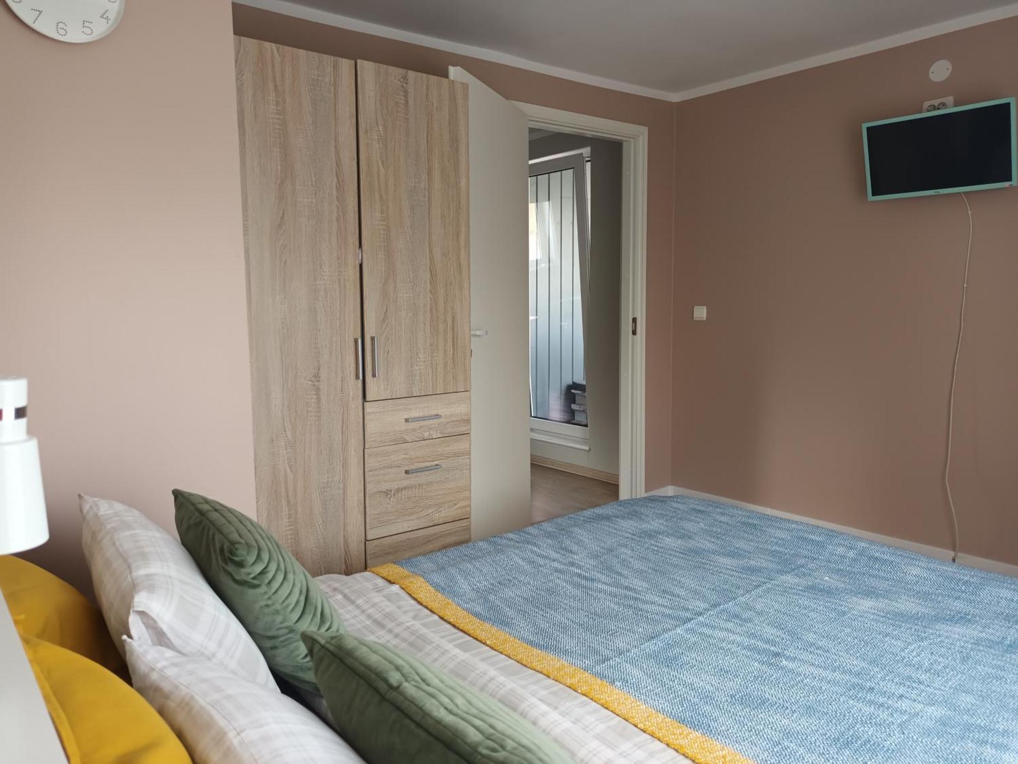 Liisu Kuelalistemaja Apartment Haapsalu Room photo